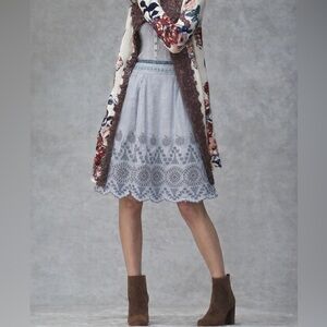 BLUE TASSEL: Metallic Grey Embroidered Skirt